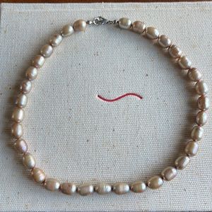 Tahitian pearl necklace 16”